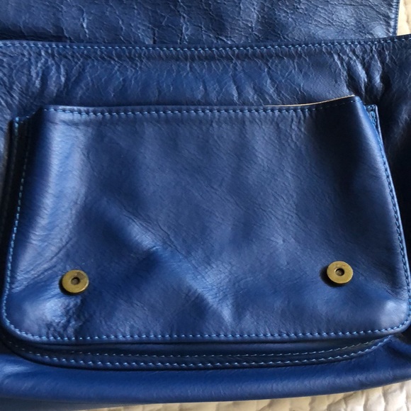 Anoki Paris Blue Leather Crossbody Bag - Picture 4 of 13